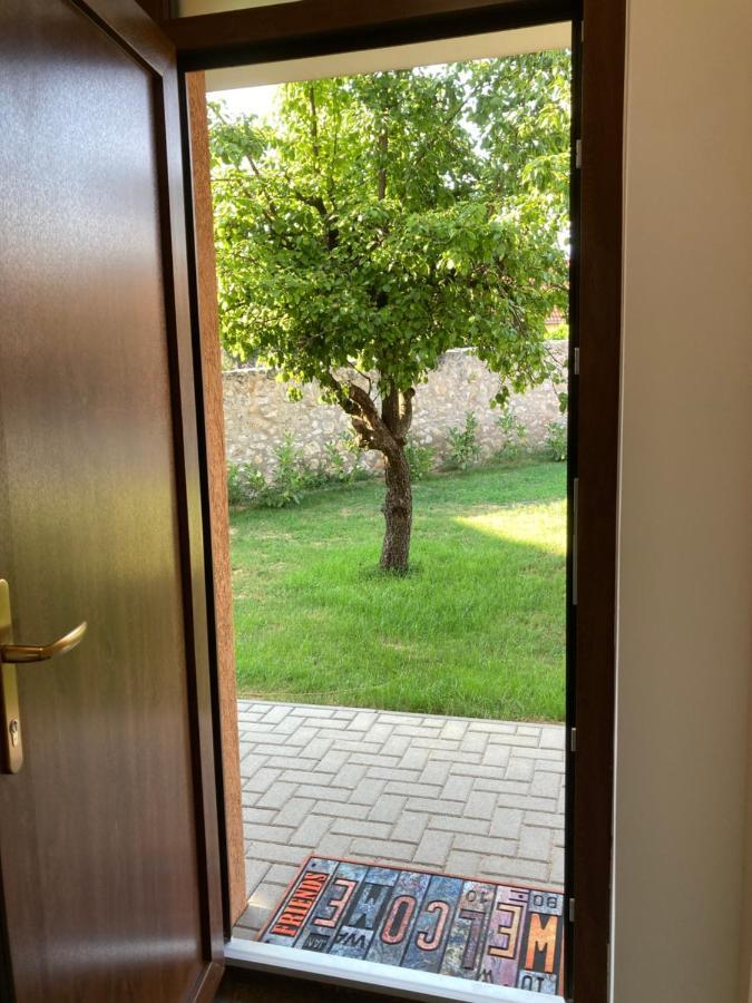 Elixir Apartman Pécsvárad 外观 照片